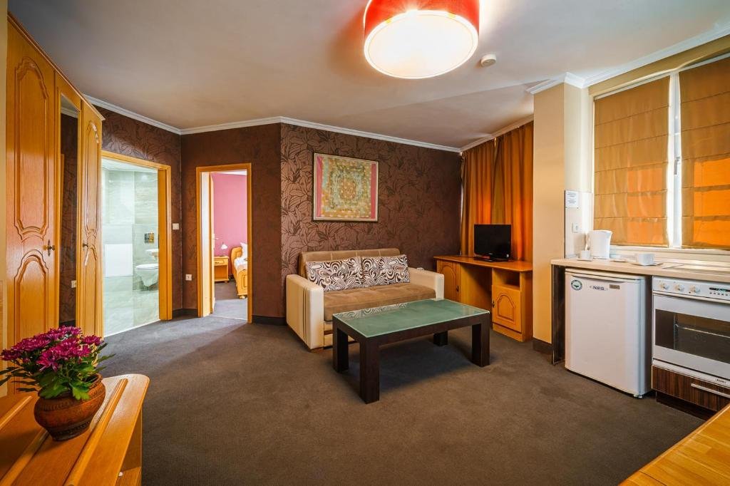 Apartment (Large bed)